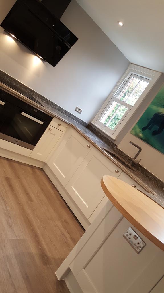 Portfolio T & R Builders Hoddesdon Hertfordshire Building Services ...