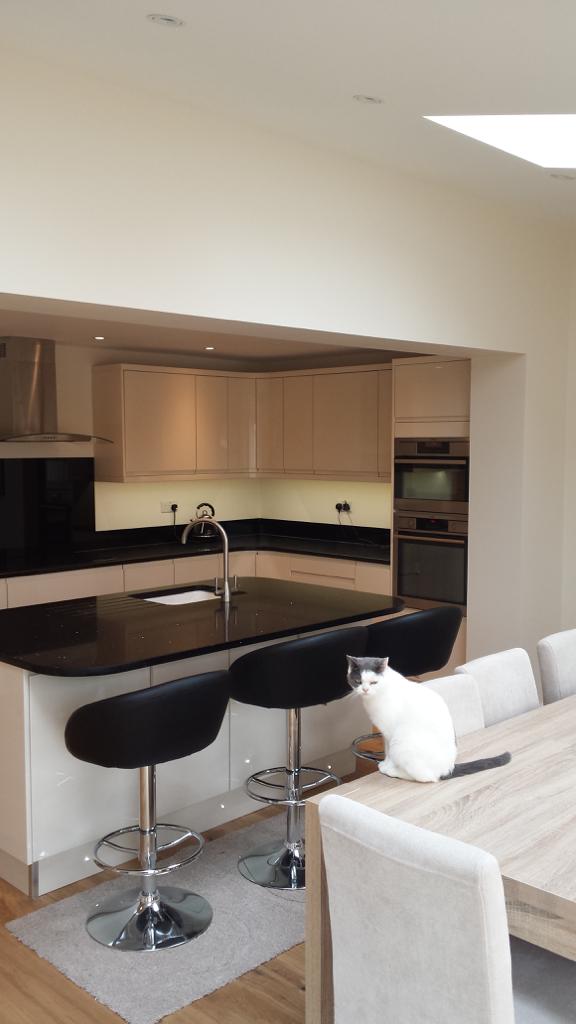 Portfolio T & R Builders Hoddesdon Hertfordshire Building Services ...