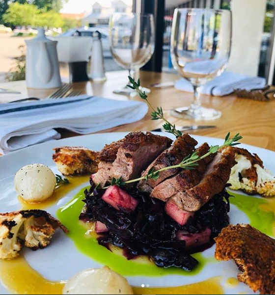 Gallery Bin 100 Restaurant Outdoor Dining Milford, Fairfield