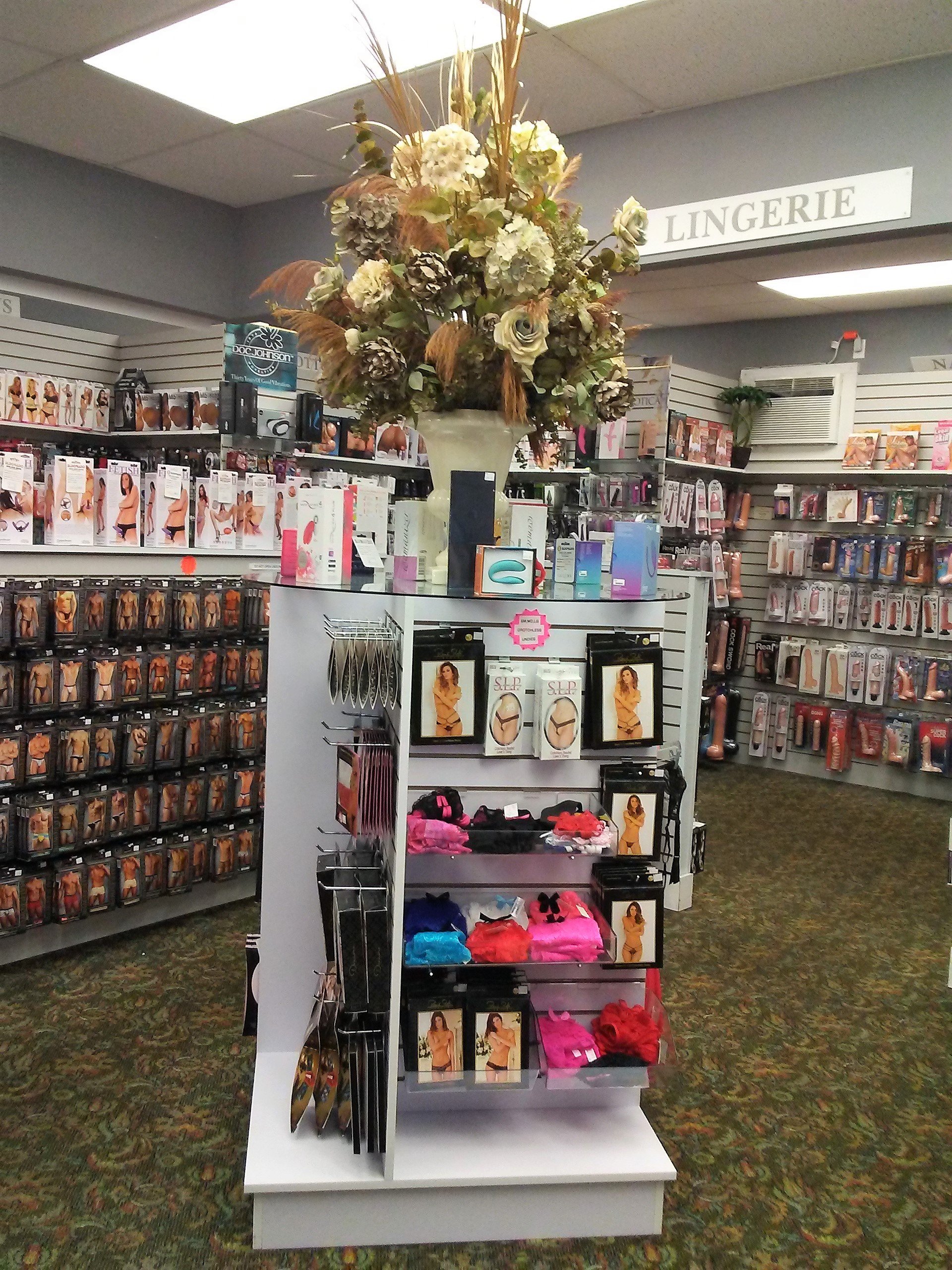 Executive Adult Superstore And Theater Photos - dngdu1r