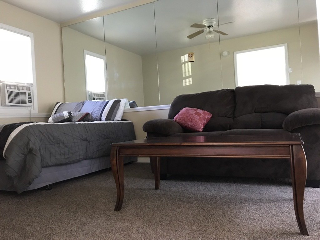 Studio Lake Pointe Apartments