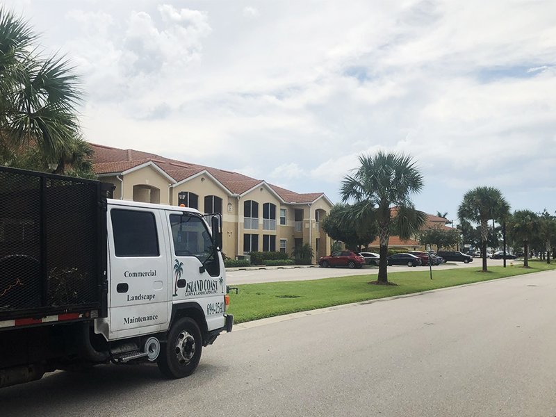 Landscaper Fort Myers, FL Island Coast Lawn & Landscaping, Inc.