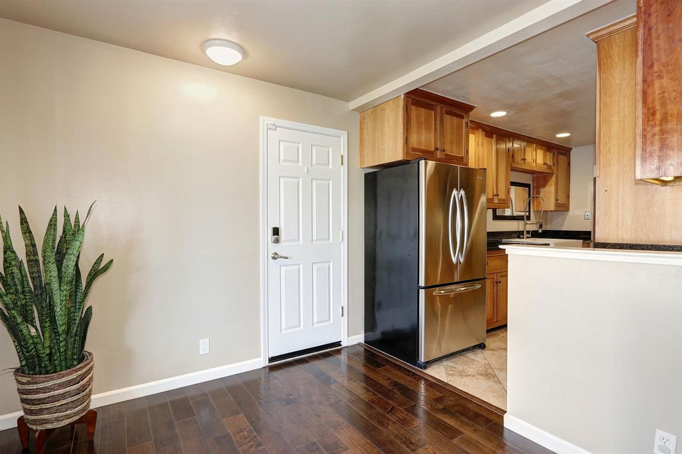 Moxie Realty Group Kelli Moore and Darcia Wilson