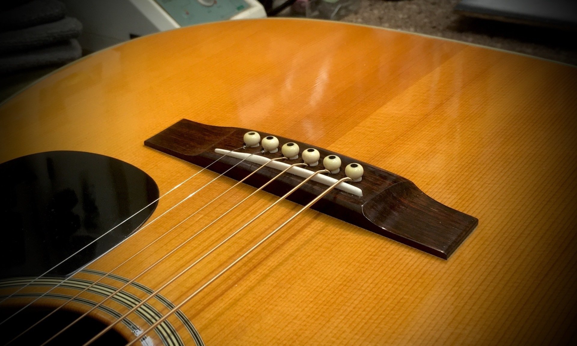 Jack's Guitars 07805 918789 Guitar Repairs