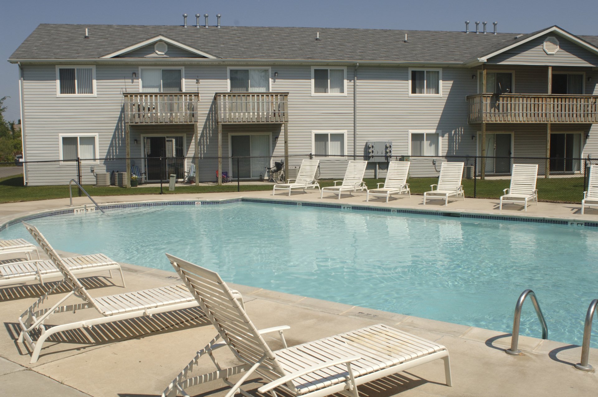 Oakbrooke Apartments Howell, Michigan One to ThreeBedroom Apartments