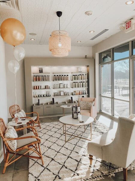 alana kai waiting area