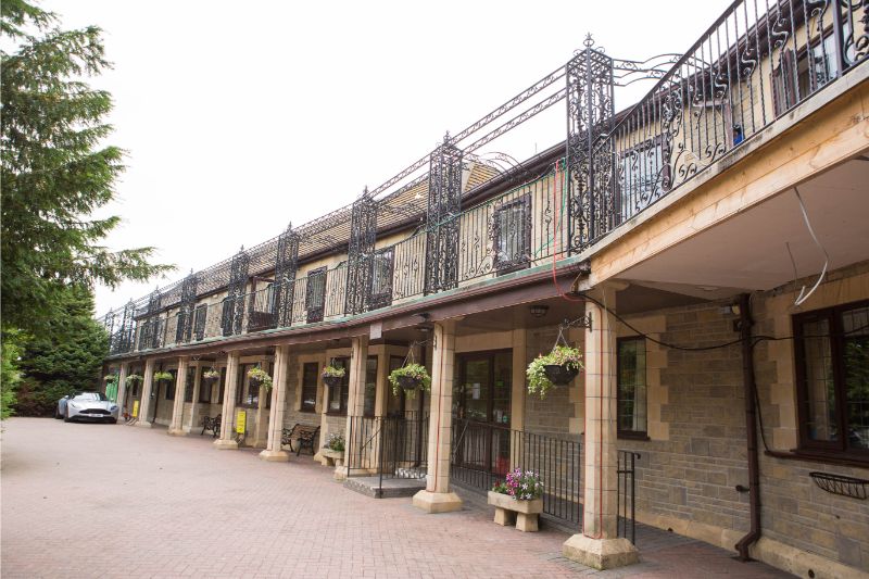Woodlands Manor Kendleshire Bristol