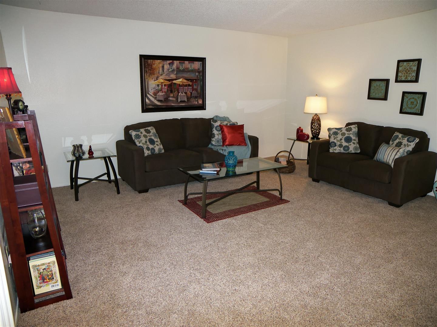 Casa Real Apartments St. Clair Properties