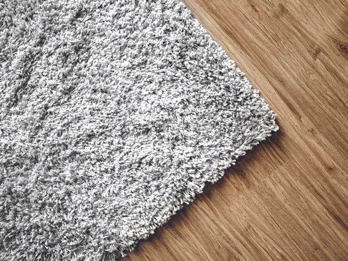 Hardwood Floors Vs Carpets