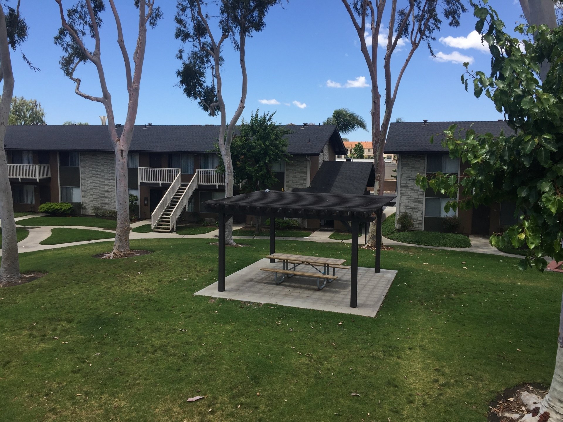 Peppertree Apartments Photos