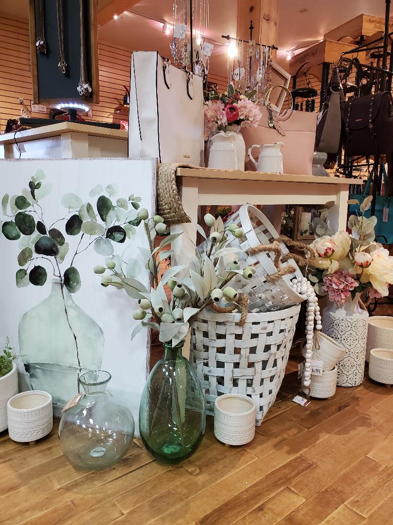 Pet, Feed Store Fort Atkinson, WI Blodgett Garden Center