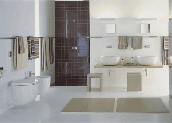 bagno con sanitari