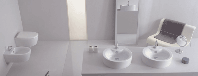 bagno con lavandino