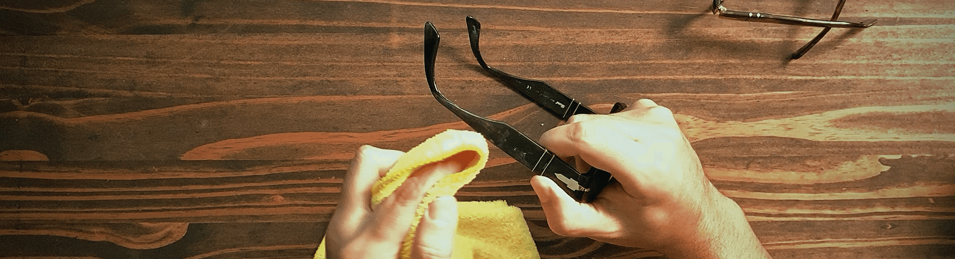 How to Clean and polish plastic eye glass frames [Remove white oxidation]