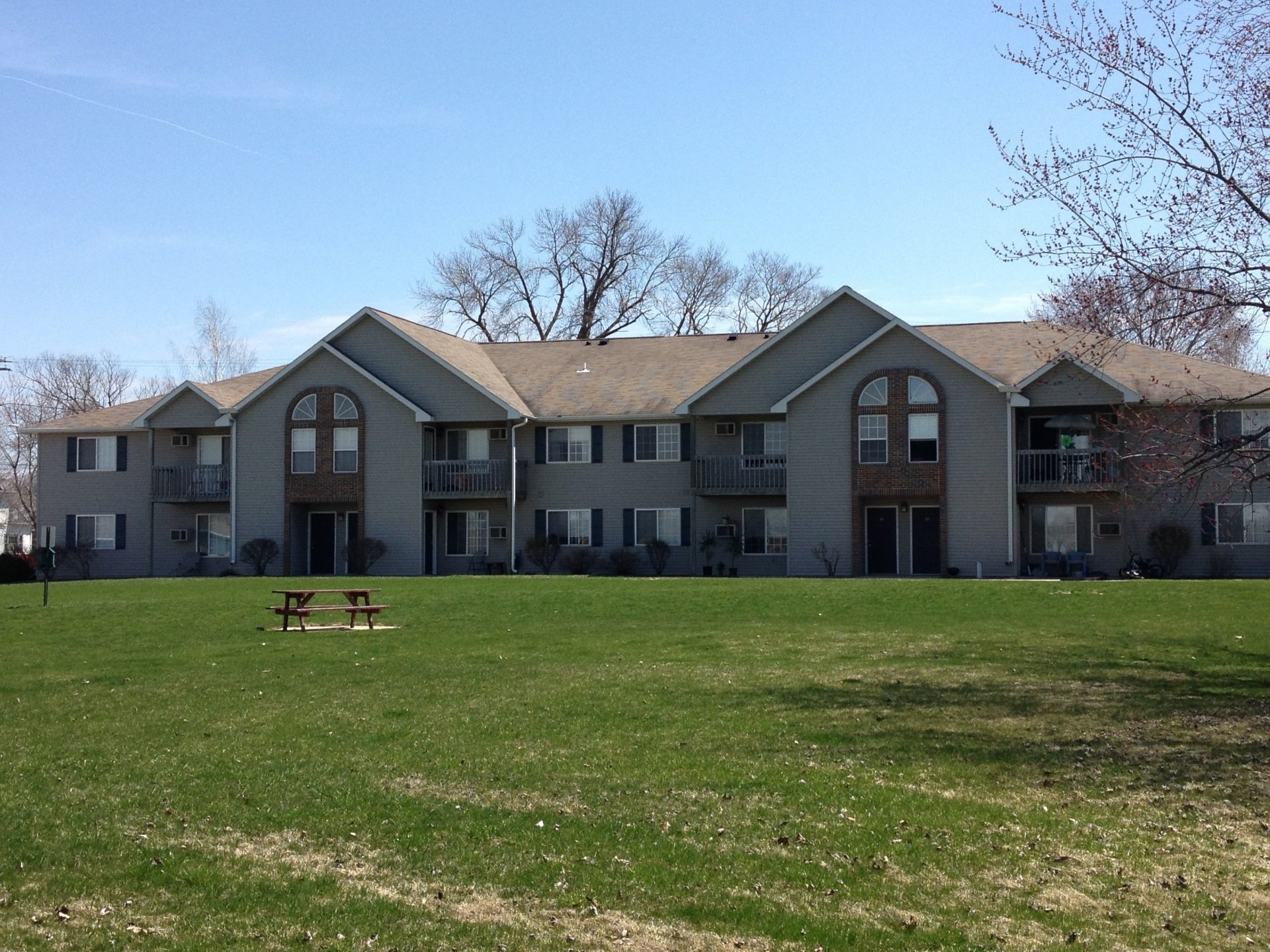 Oasis Apartments Reeseville, WI
