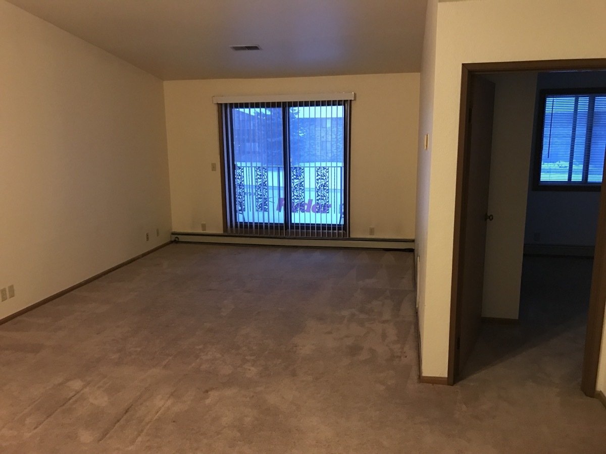 Woodview Apartments Milwaukee, WI