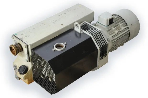 Pompa A Vuoto A Palette - 24 PB3 - Srl - A Bagno D'olio / Bistadio / Di Gas