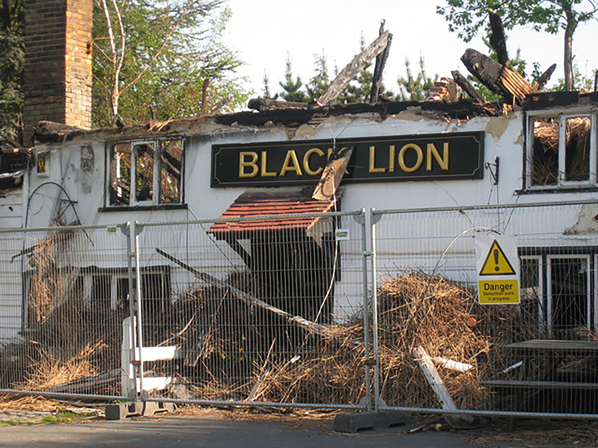 Board Up Service (314) 9543200 The Board Up Co. St. Louis, MO