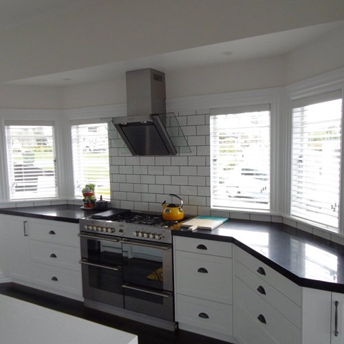 Black color kitchen countertop