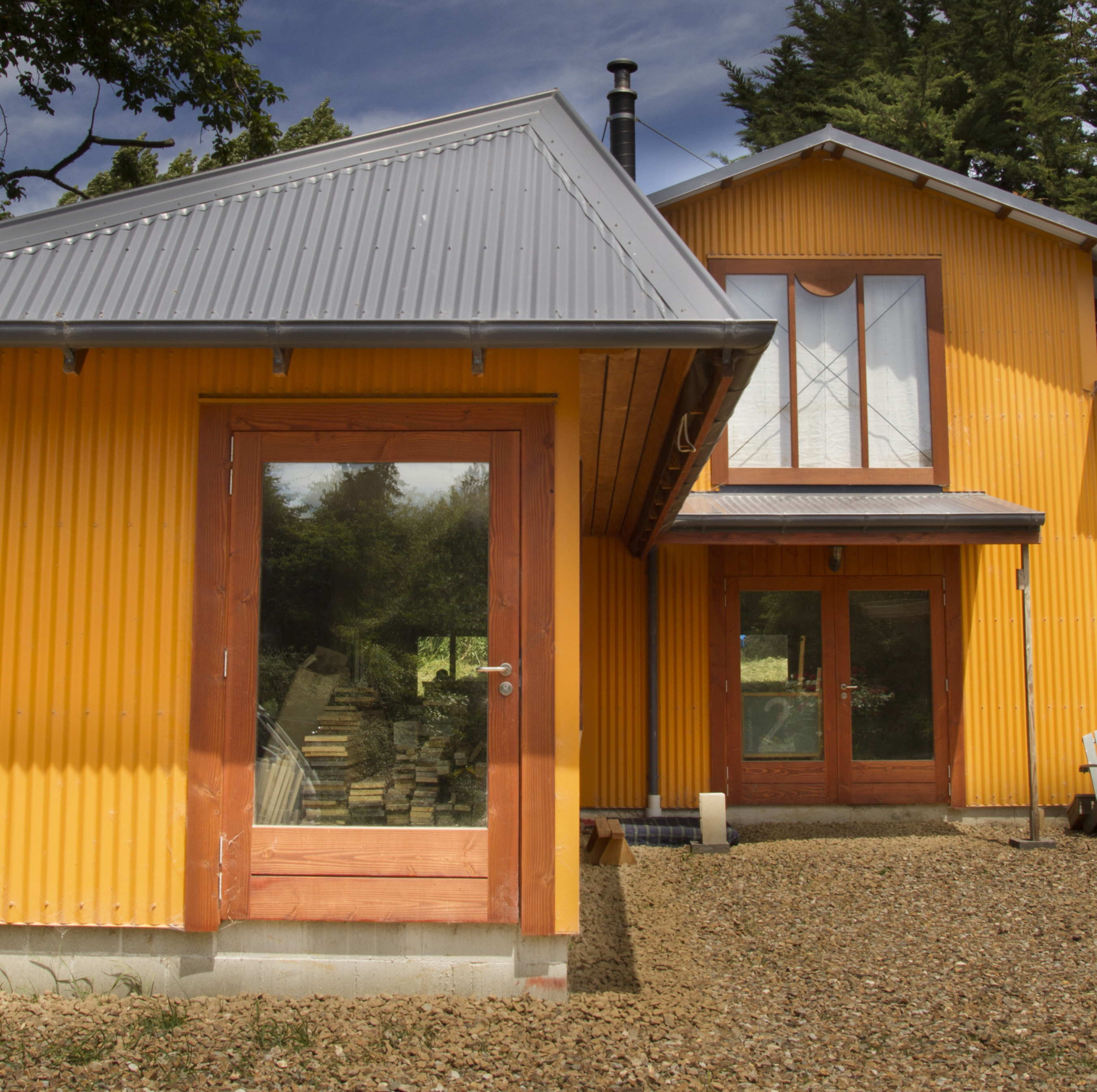 BUILDERS HOUSE CHRISTCHURCH