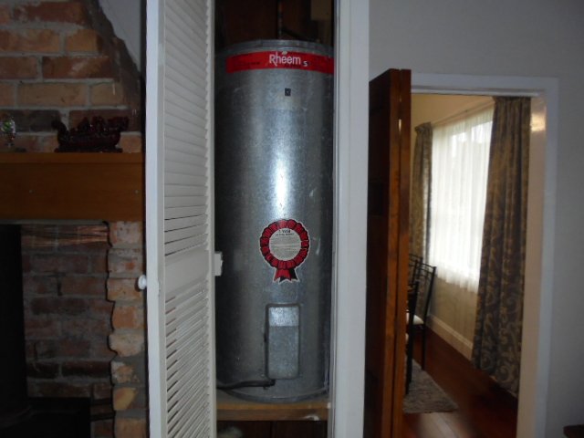 Hot water system and flooring work done by professionals 