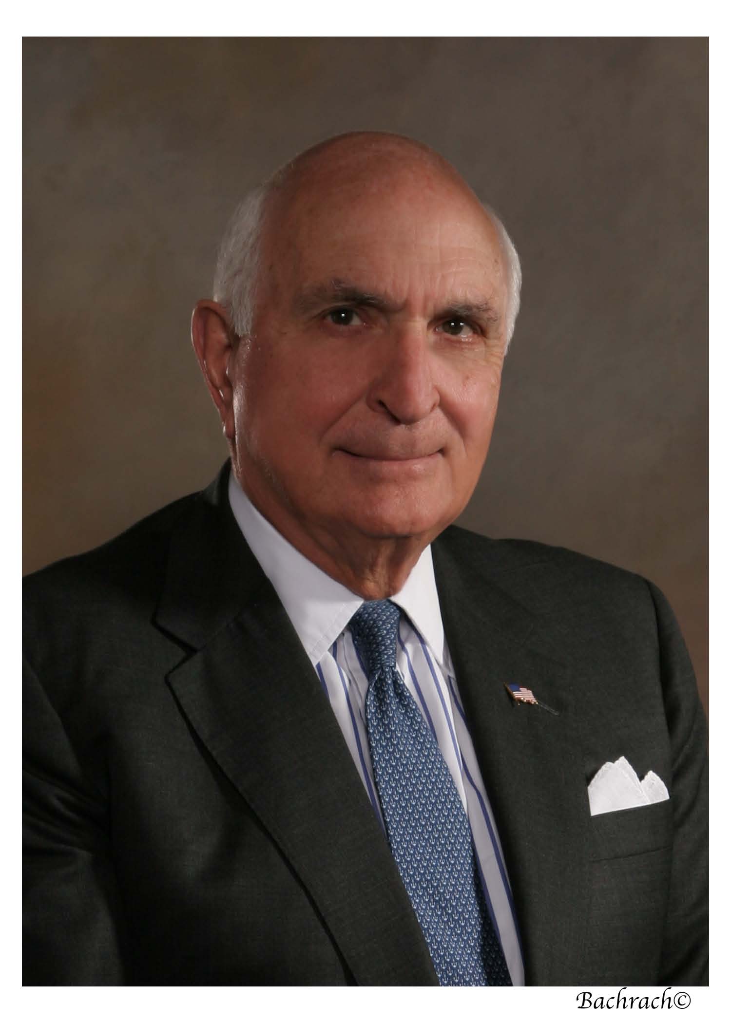 ken-langone-chairman-of-salem-leasing-corporation