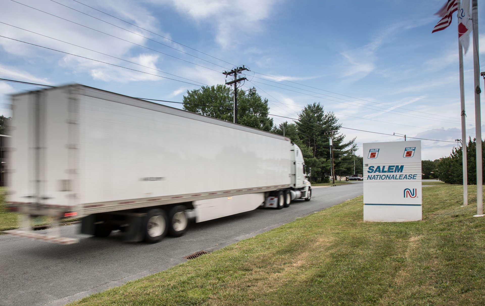 Truck & Trailer Leasing Salem Leasing Corporation