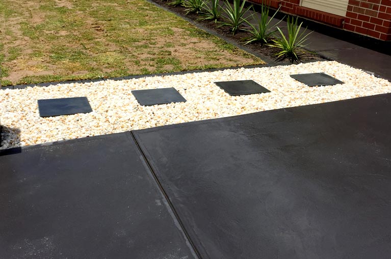 specialist landscaping and maintenance customised landcape with white stones