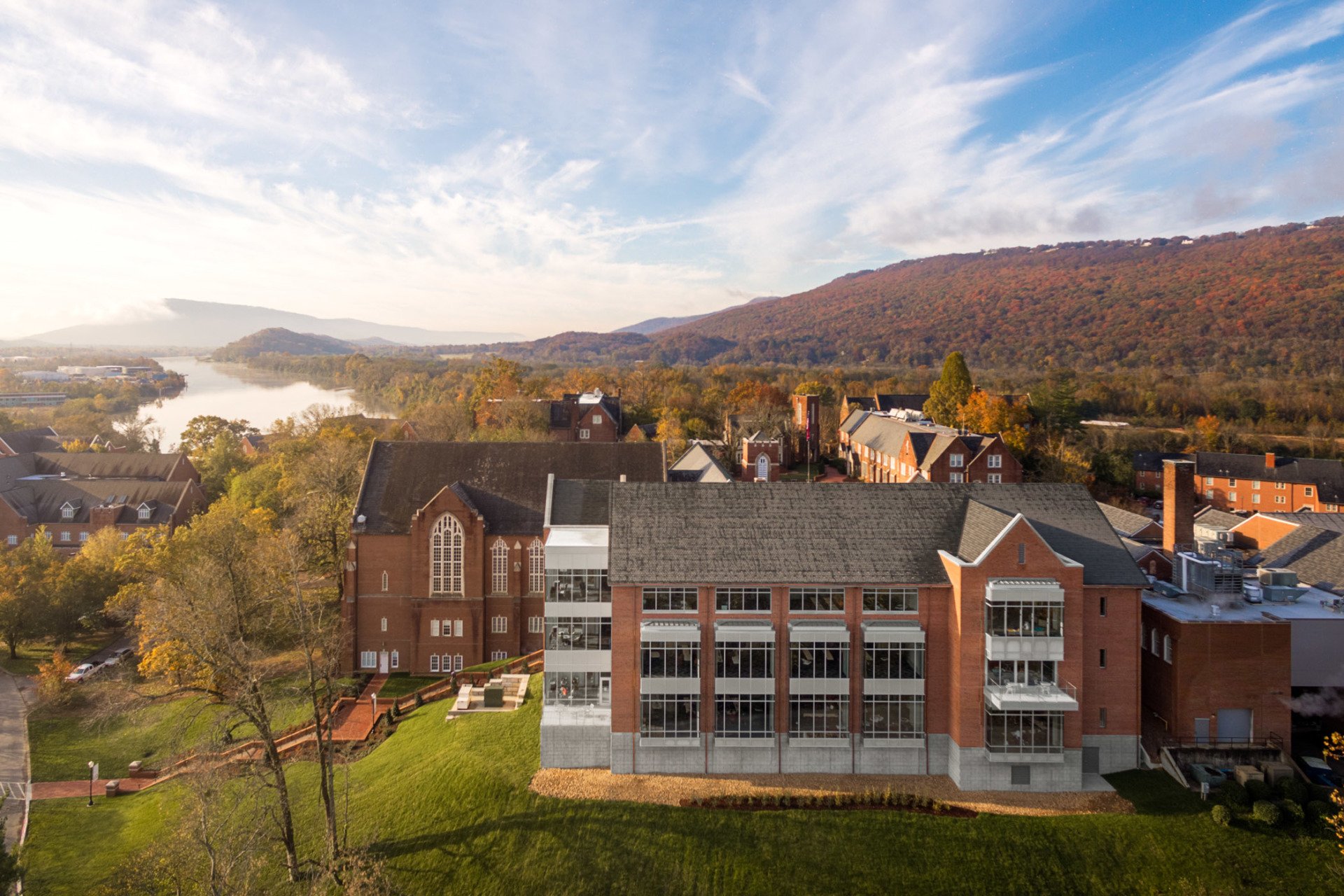 Education, Municipal + Nonprofit Construction