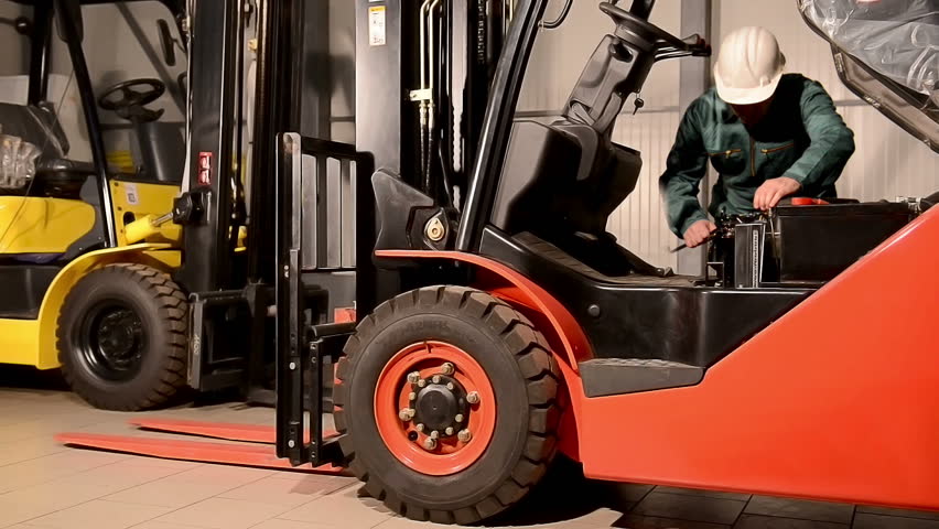 Cara Merawat Forklift Dengan Benar