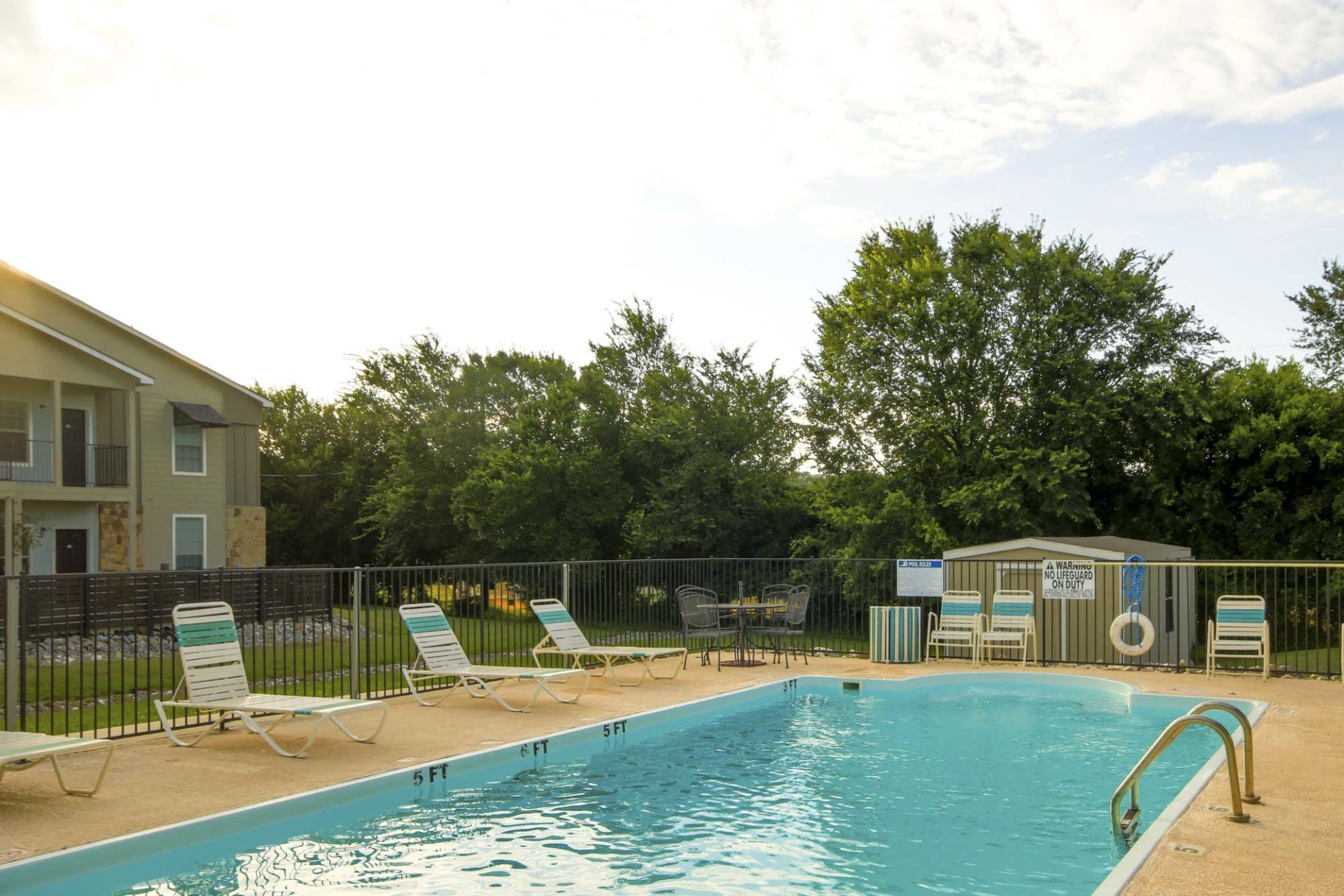 Amenities you’ll love Country Club Apartments