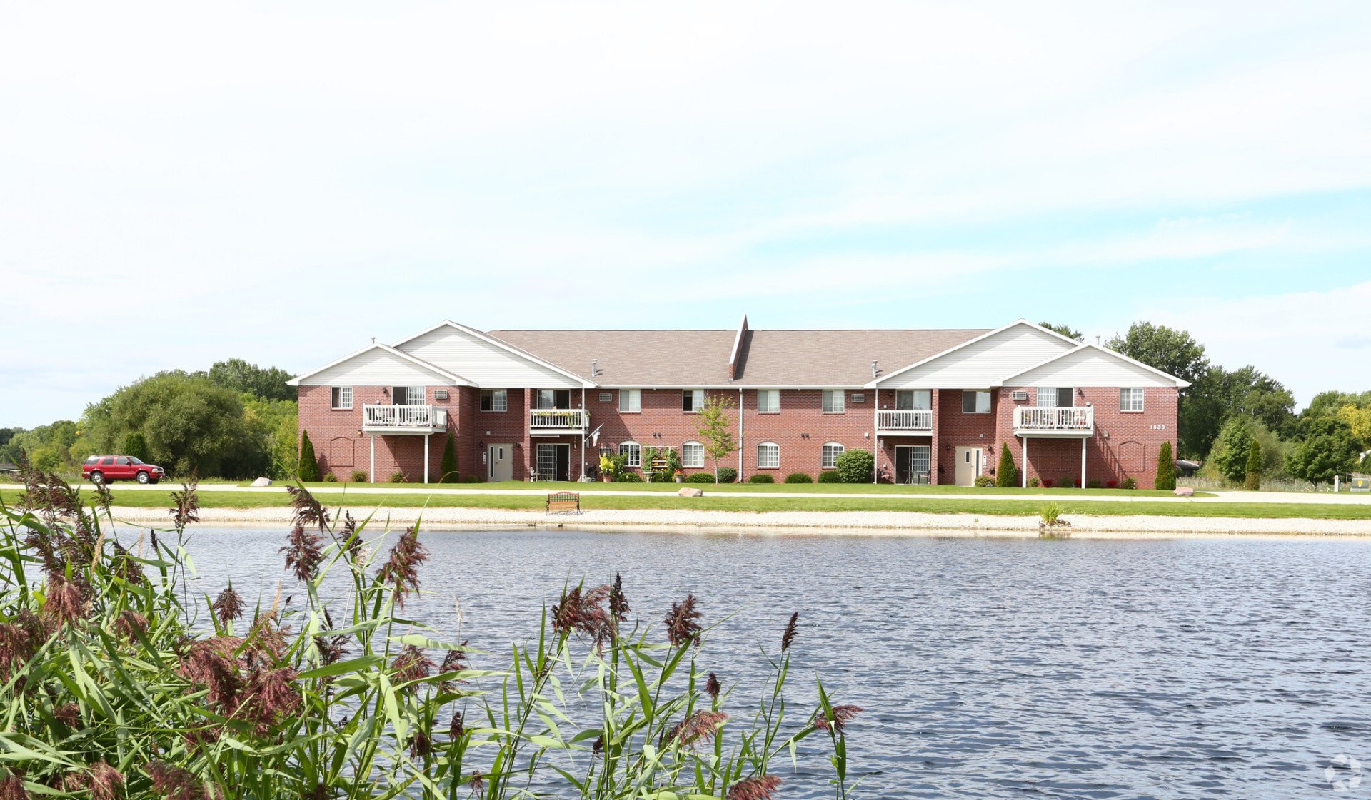 Our Properties Dennis Watermolen Apartments