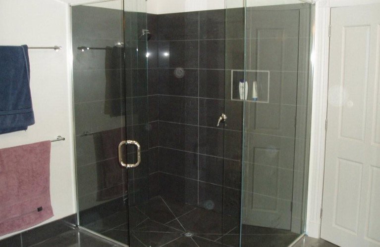 BuiltIn Wardrobes Hobart Lifestyle Wardrobes & Shower Screens