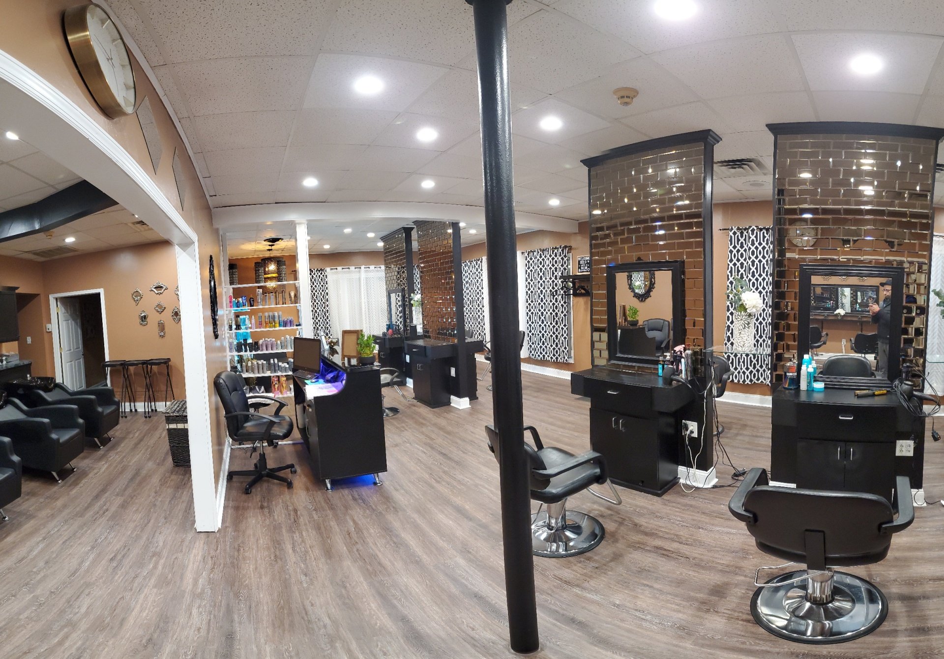 Our Photos Springfield, PA Mirror Mirror Hair & Skin Studio