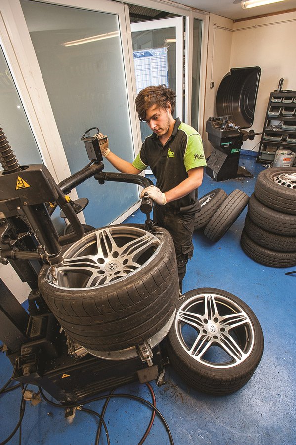 Vehicle Servicing Douglas Auto Solutions Ltd