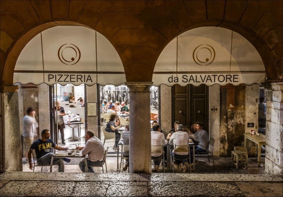 Originale pizza napoletana Verona Pizzeria da Salvatore