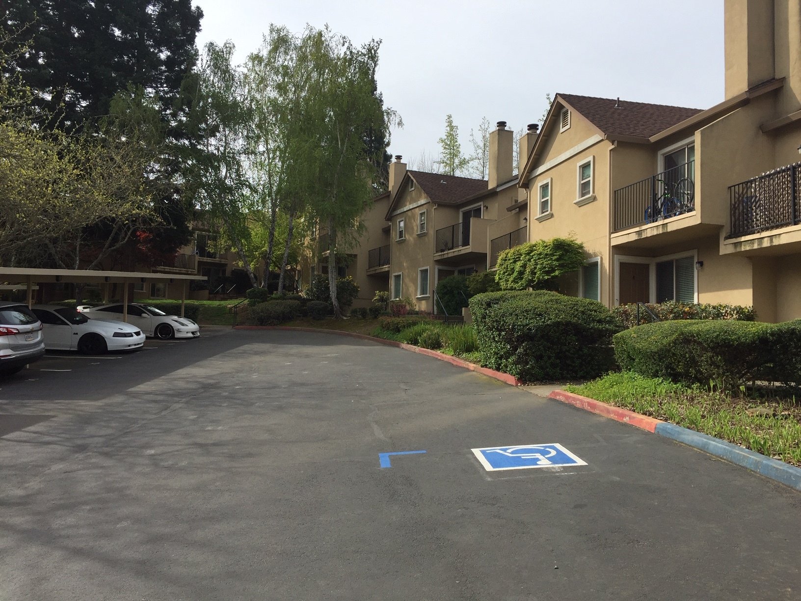 Knollwood Park Townhomes Longview Properties