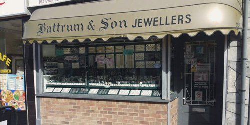 Bespoke engagement rings in Kent