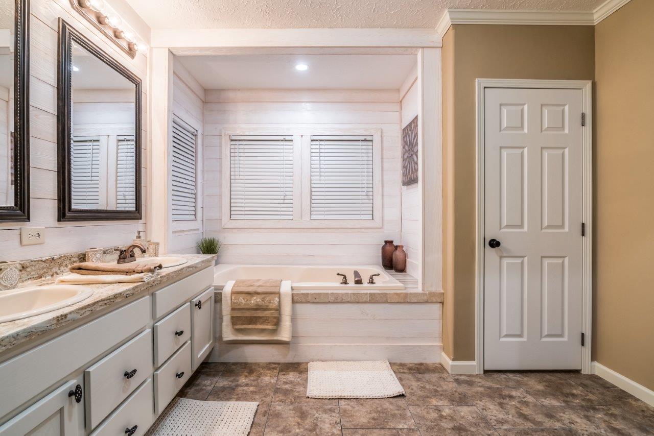 Mobile Home bathtubs for sale I Replace Mobile Home Bathtubs I Jones