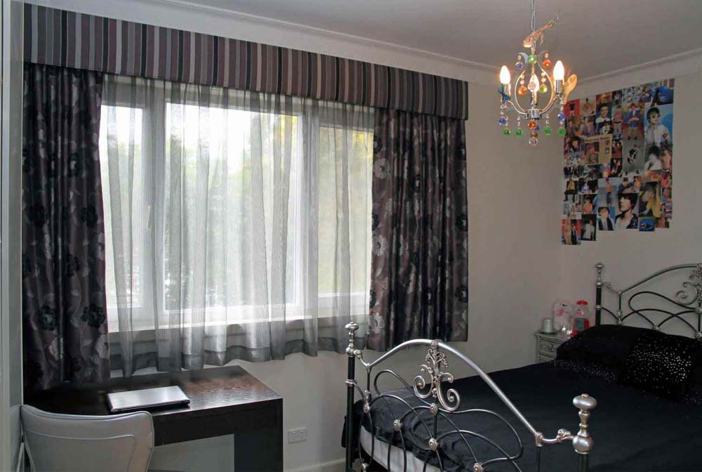 fabrics and things bedroom with black bed and black and white curtains fabrics and things bedroom with black bed and black and white curtains