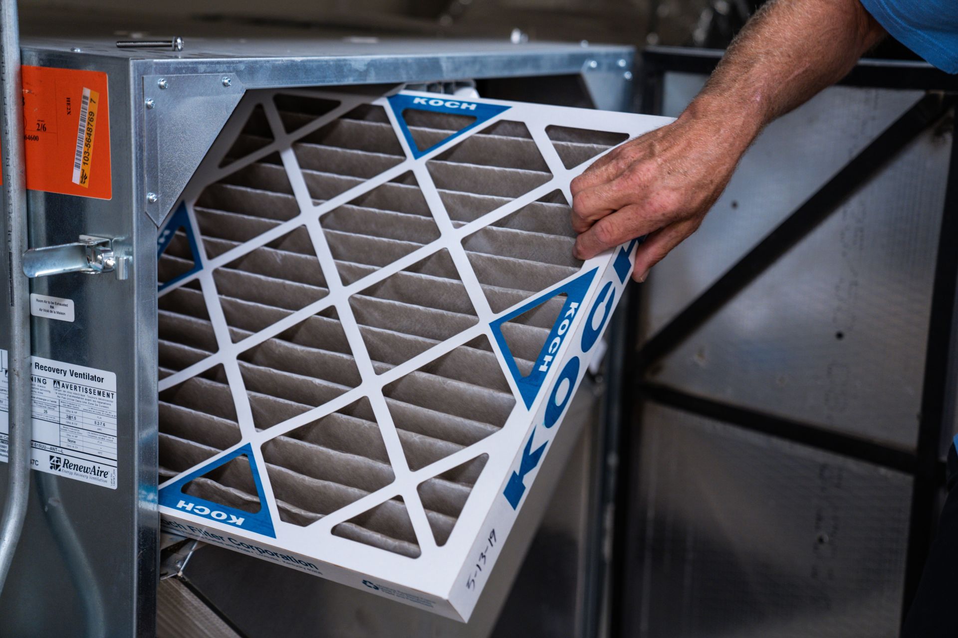 Commercial Filter It Clean Water & Air