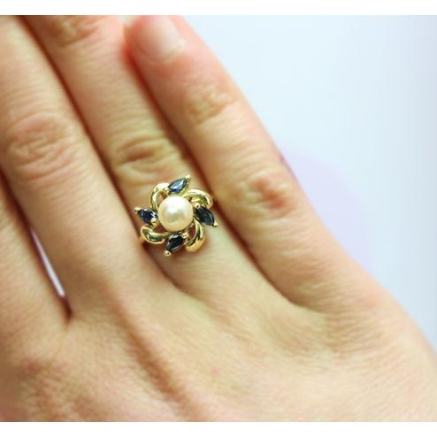 Pear-and-Sapphire-Ring-fine-jeweler-bayside-little-neck-new-york-OKG-jewelry-10541-2.jpg