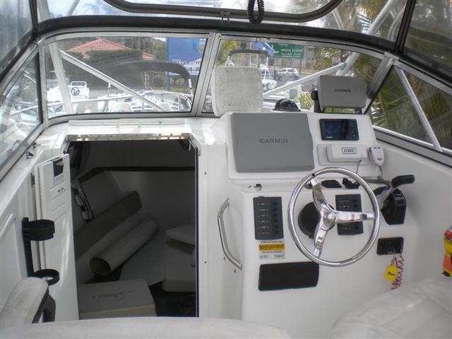 Boat12 - Quintrex