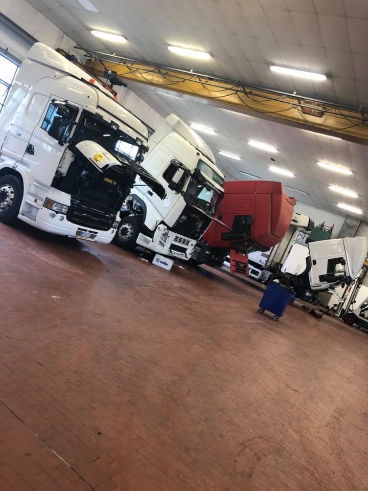 Autofficina per camion Ravenna Favilla Truck Company