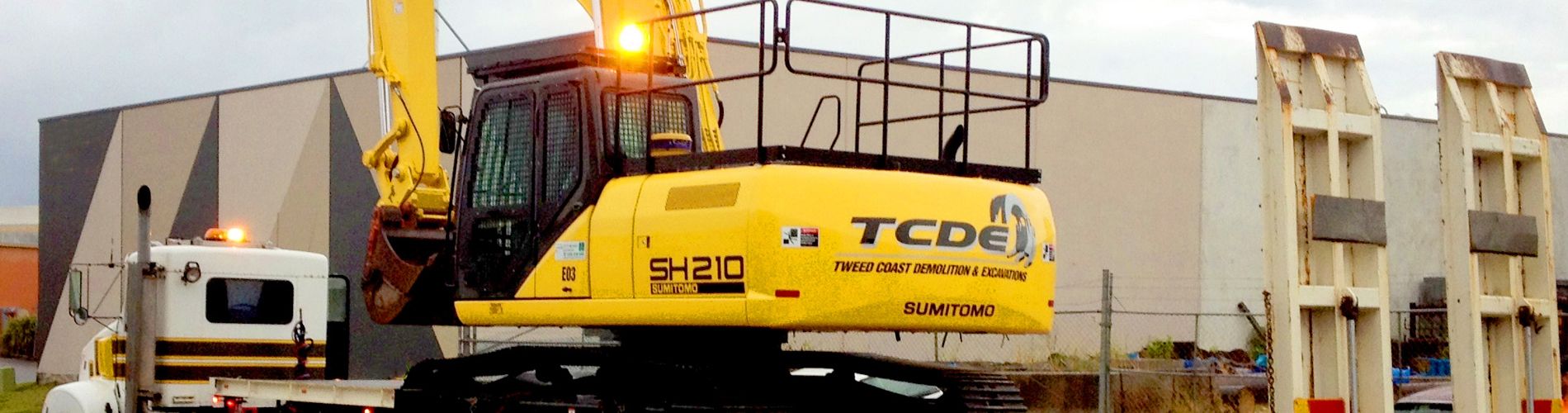 Yellow equipment for demolition and excavations in Tweed Heads