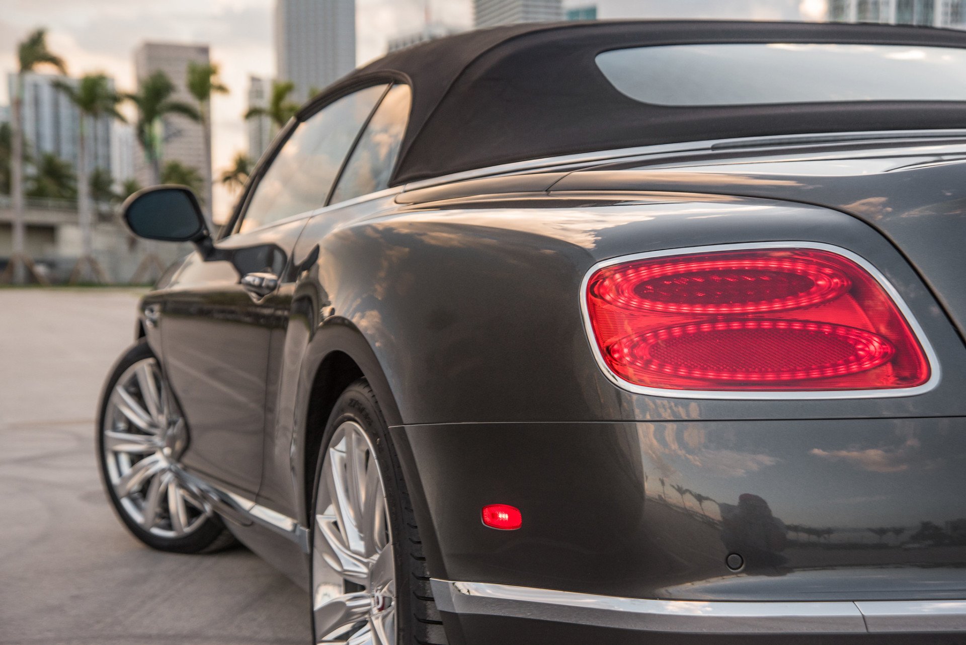 Luxury Car Rentals in Boston