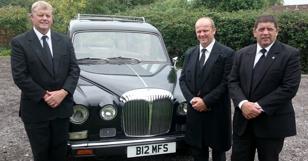 Family-run funeral directors | M Franks & Sons