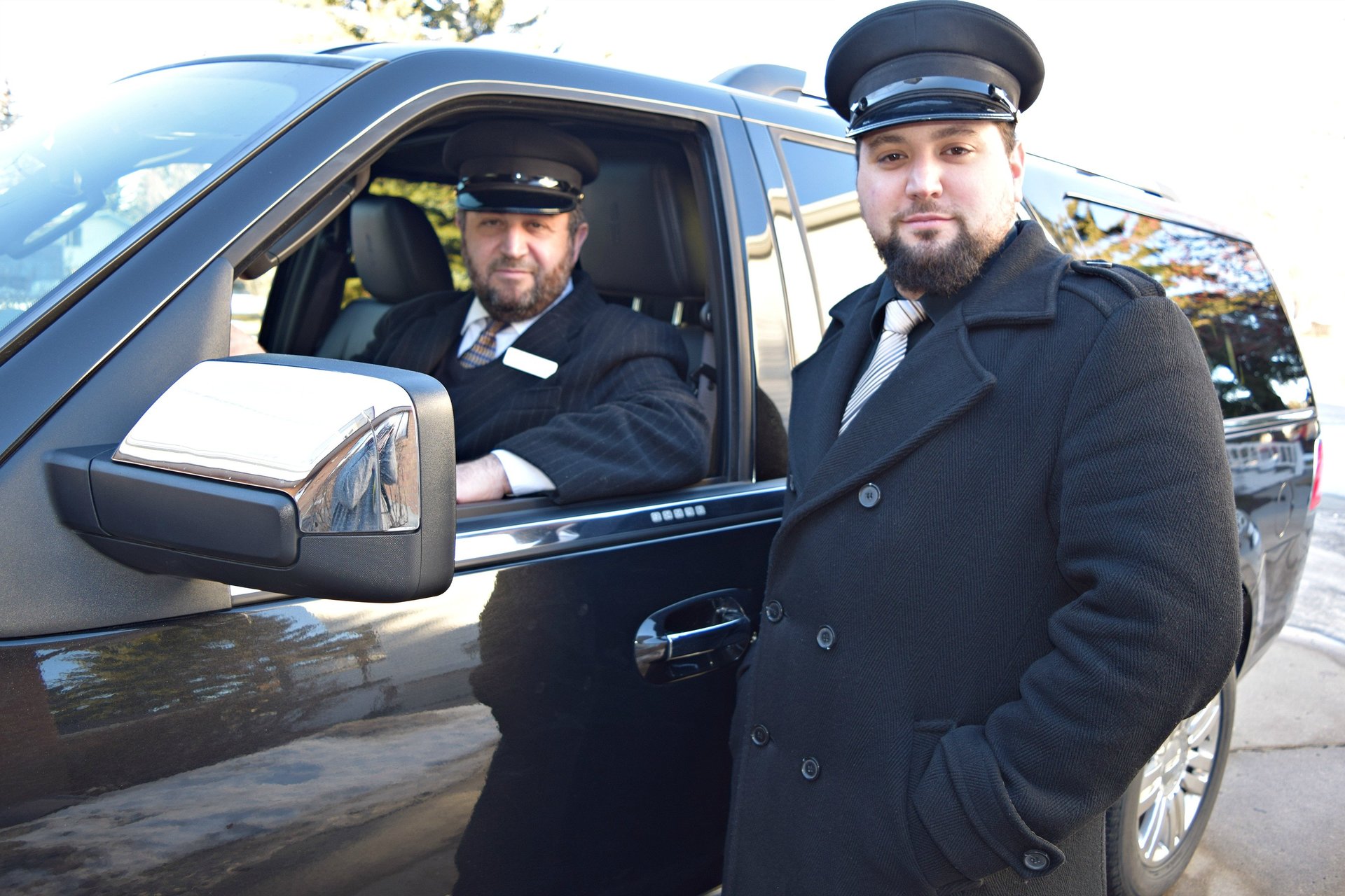 Limo Calgary Limousine & Bus Fleet | Rental Rates | Fast Service