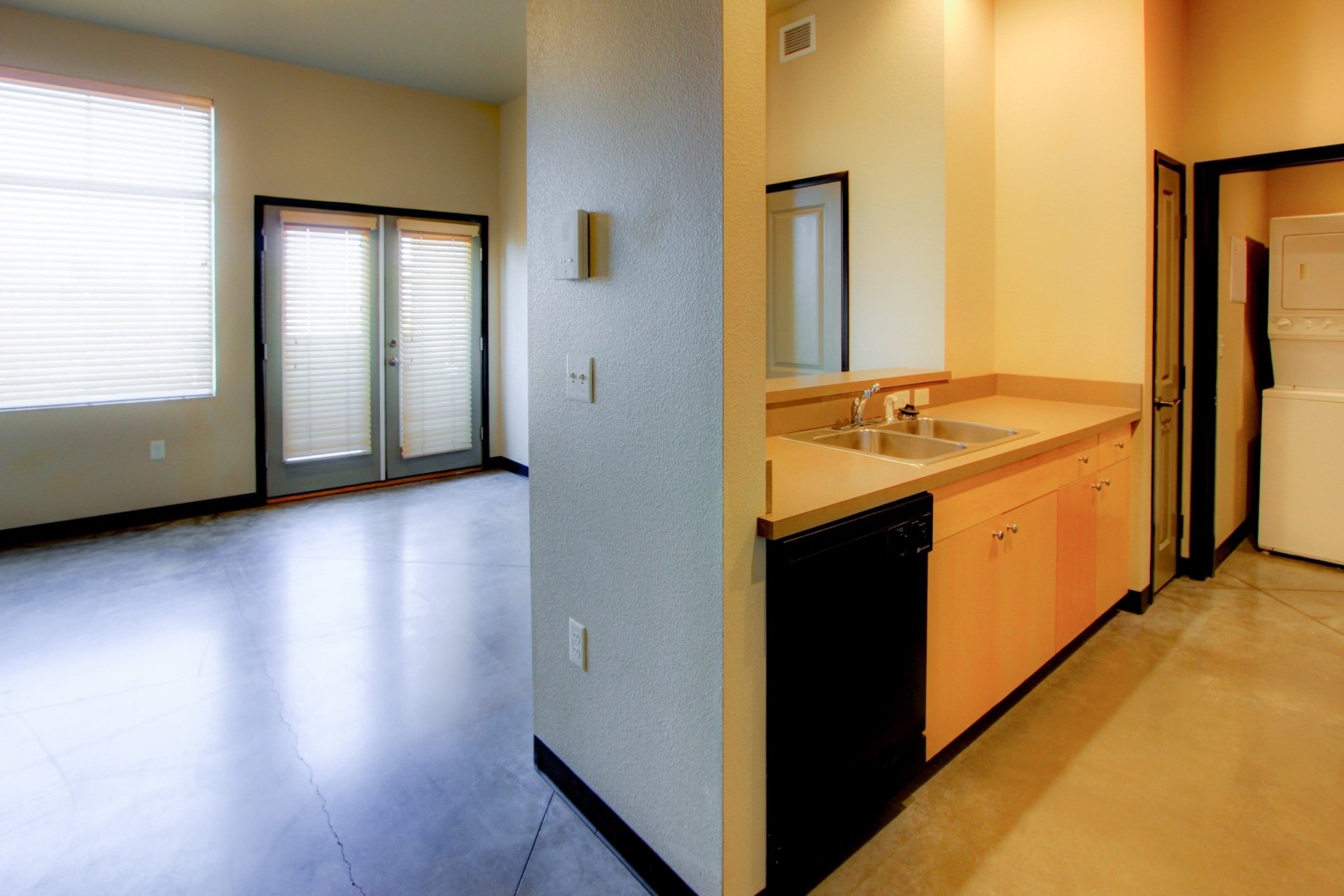 WESTPARK APARTMENTS Campus Properties 4 Lease