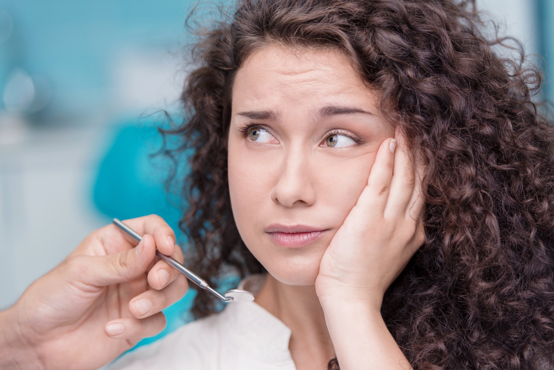 Nevralgia: - Antidolorifico per mal di testa e mal di denti